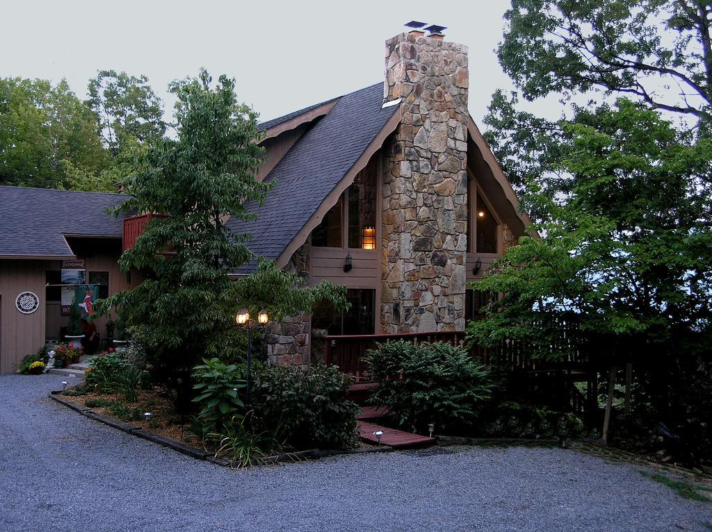 The Foxtrot Bed And Breakfast Gatlinburg Exterior foto